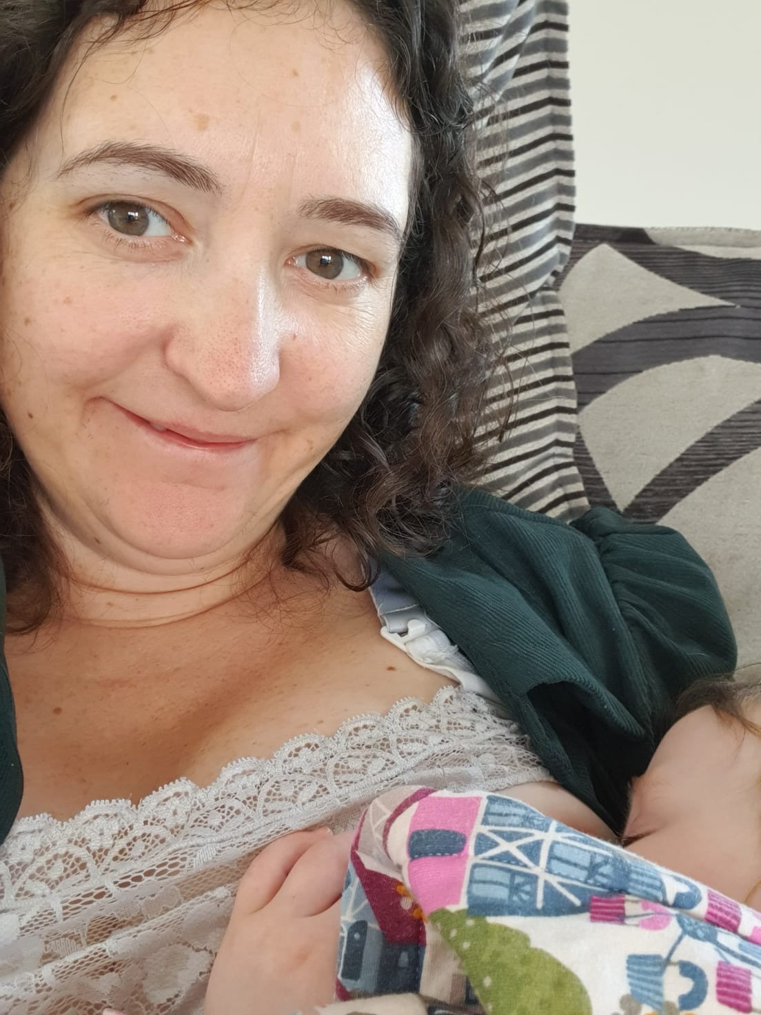 Extended Breastfeeding Reel goes Viral