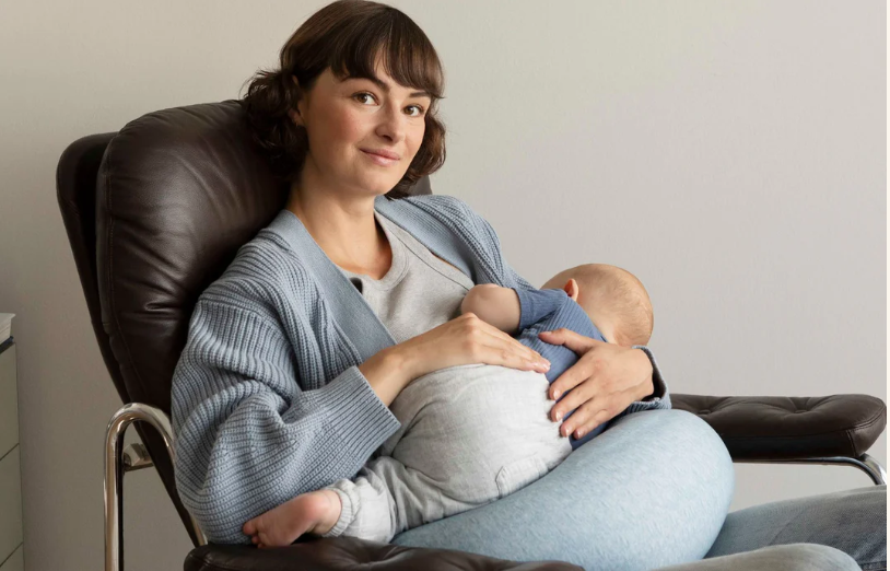 BB Hug Me Breastfeeding Pillow